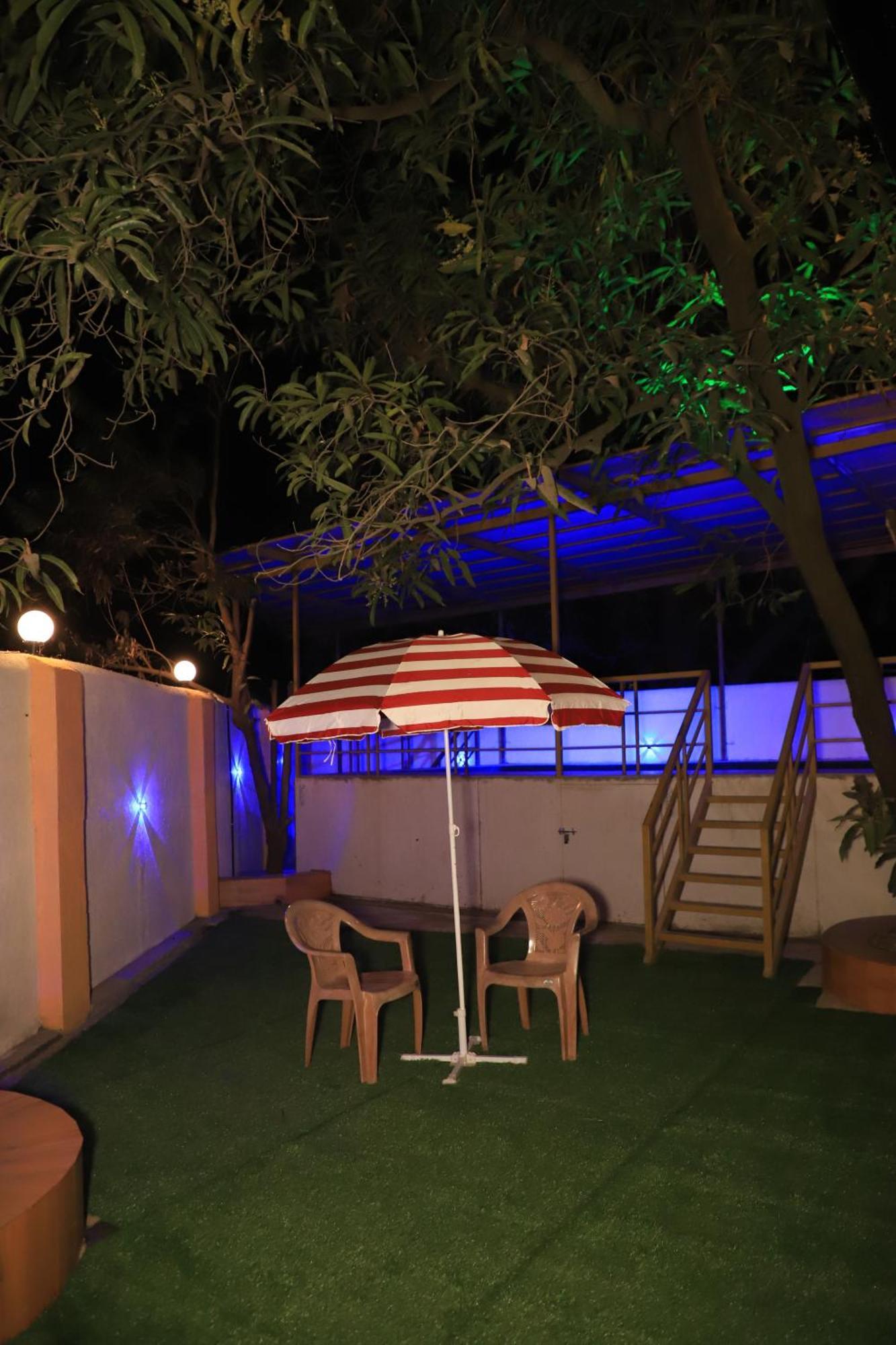 Hemharsh Holiday Home With Pool Karjat Exterior foto